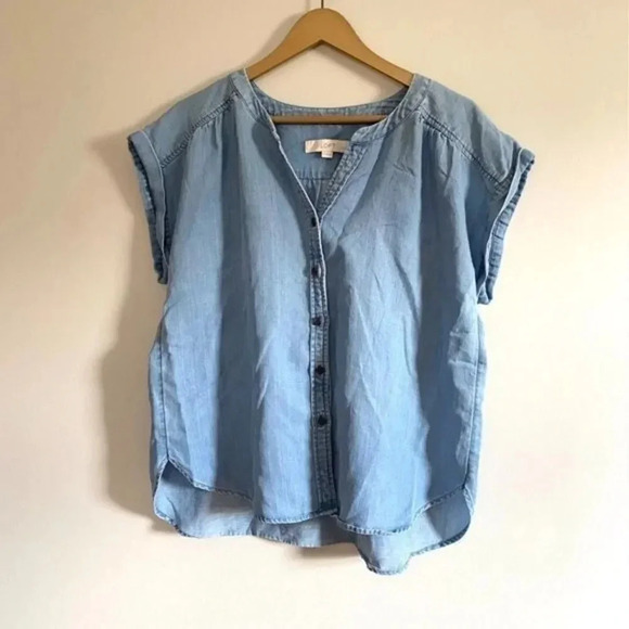 LOFT Chambray Button Down Top - Picture 3 of 10
